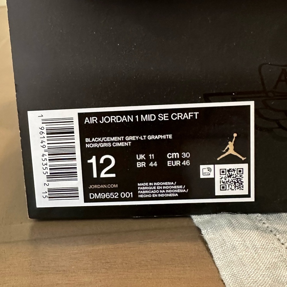 Nike Air Jordan 1 Mid SE Craft in Black/Cement Size 12 - Picture 2 of 7